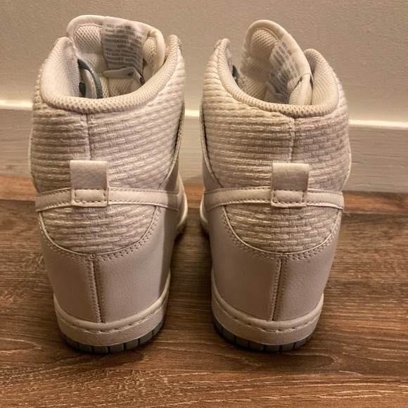 Nike Wedge Sneakers - Picture 4 of 4